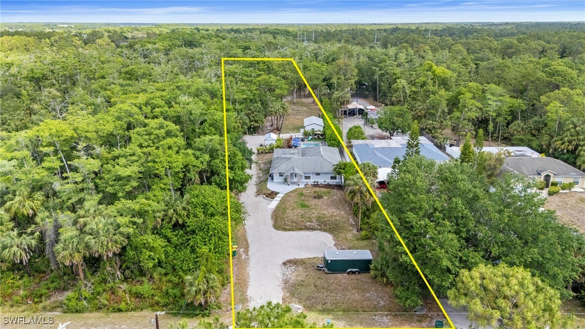 Property Photo: 641 22nd Avenue NW FL 34120