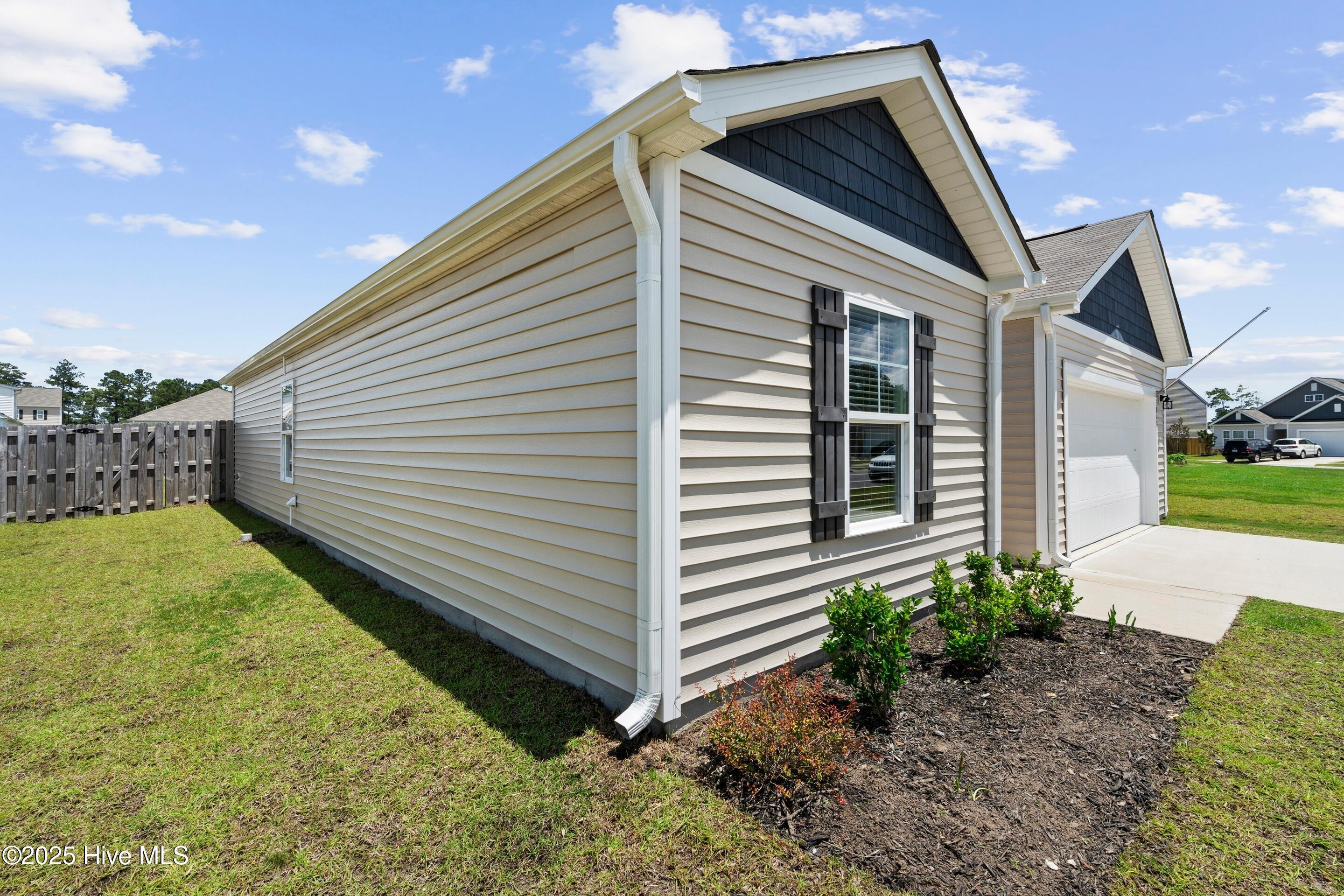 Property Photo: 1848 Fox Trace Circle NC 28451