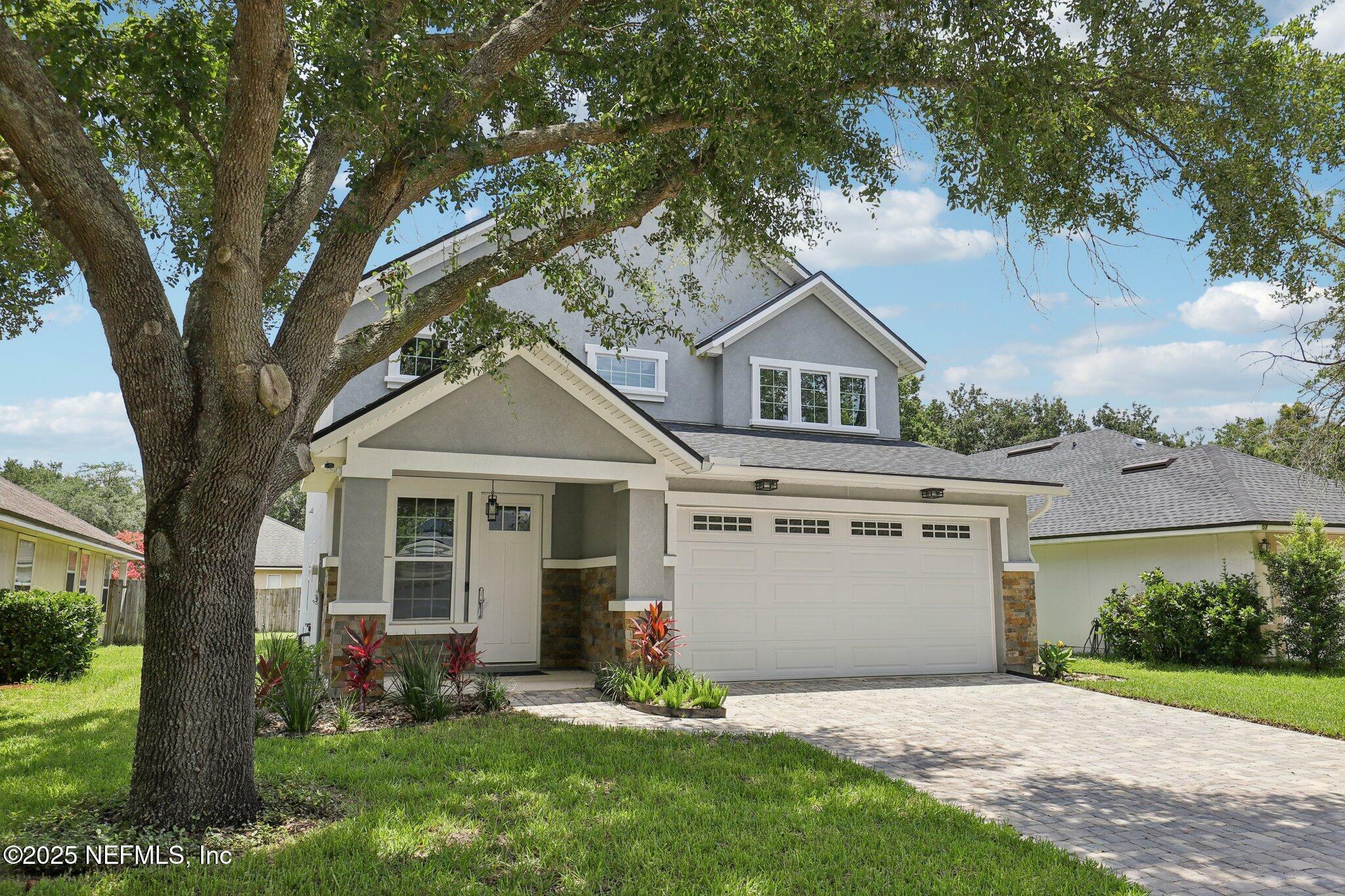 Property Photo: 703 Bellshire Drive FL 32065