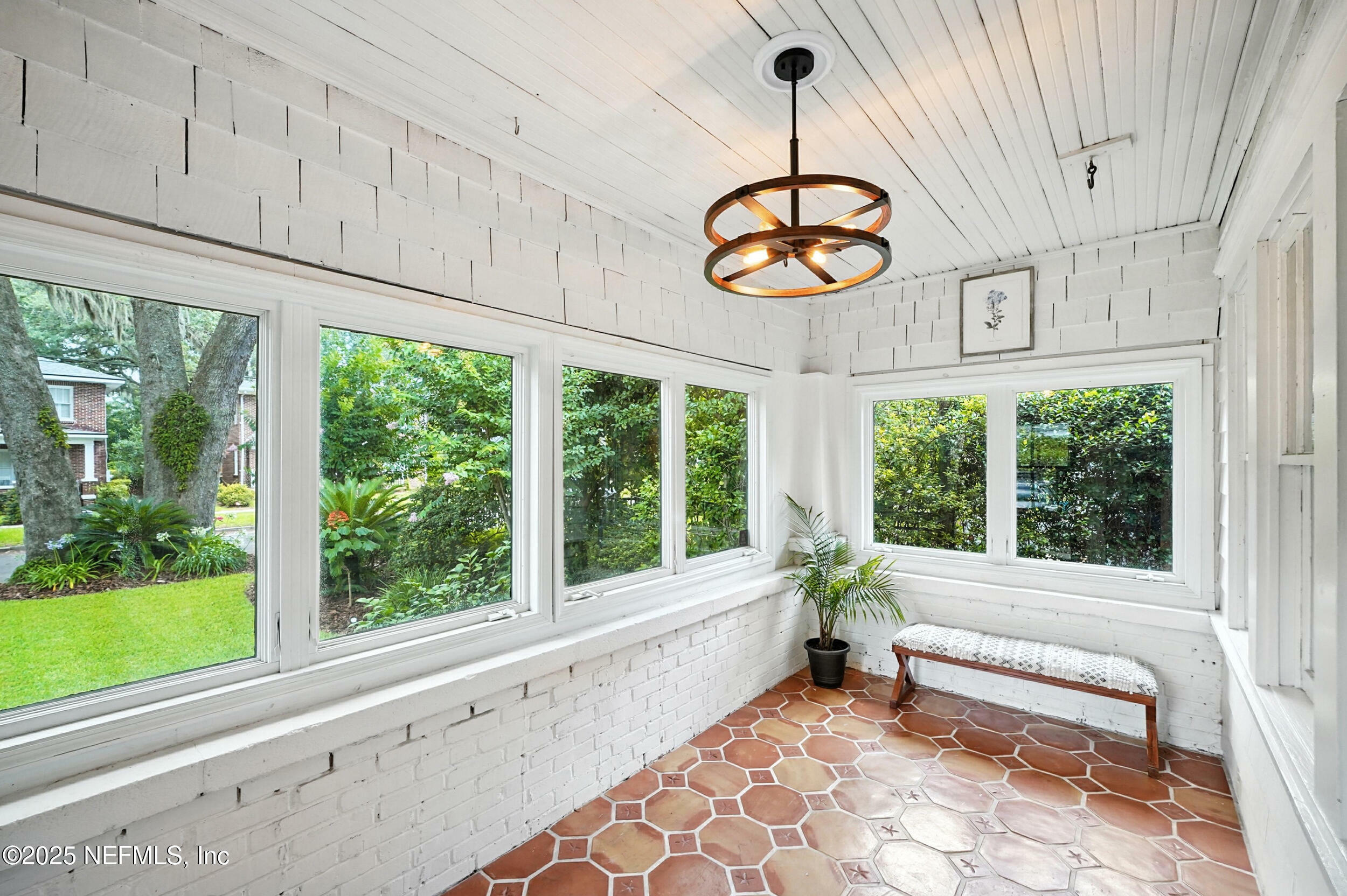 Property Photo: 3572 Boone Park Avenue FL 32205