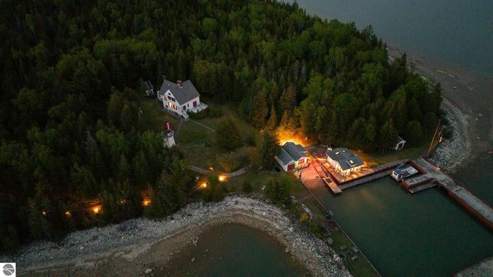 Property Photo: 21500 S Pipe Island MI 49725