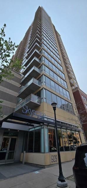 Property Photo: 929 Portland Avenue 2205 MN 55404