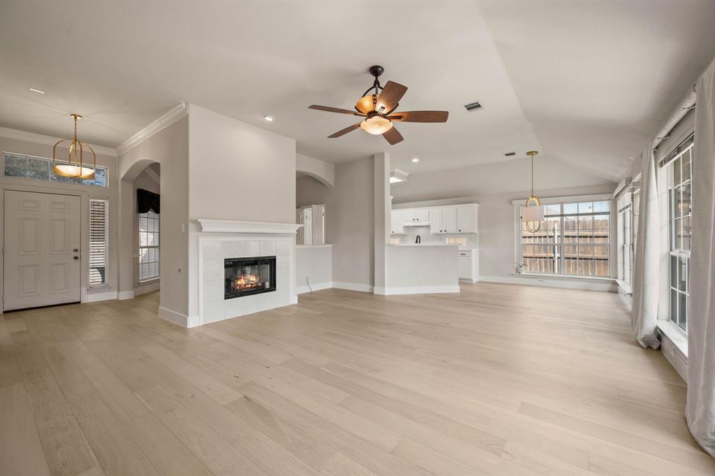 Property Photo:  1317 Gatewood Drive  TX 76248 