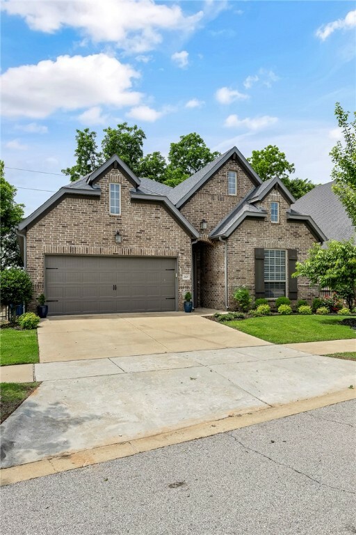 Property Photo: 2605 SW Hampton Avenue AR 72713