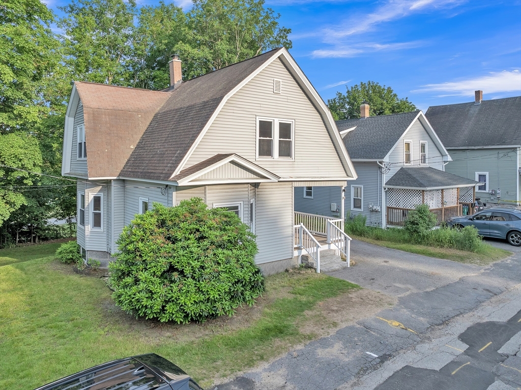 Property Photo:  484 Rollstone St  MA 01420 