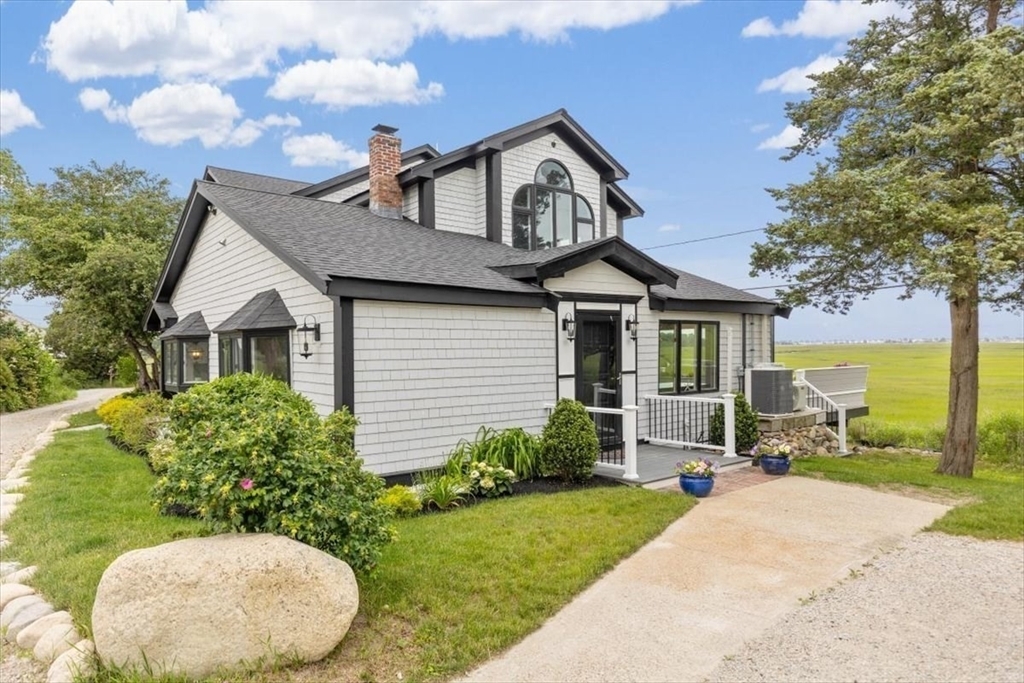 Property Photo: 76 Macombers Way MA 02050
