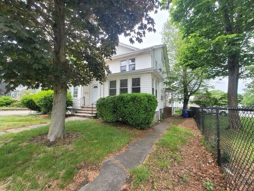 Property Photo: 15 West St 15 MA 02184