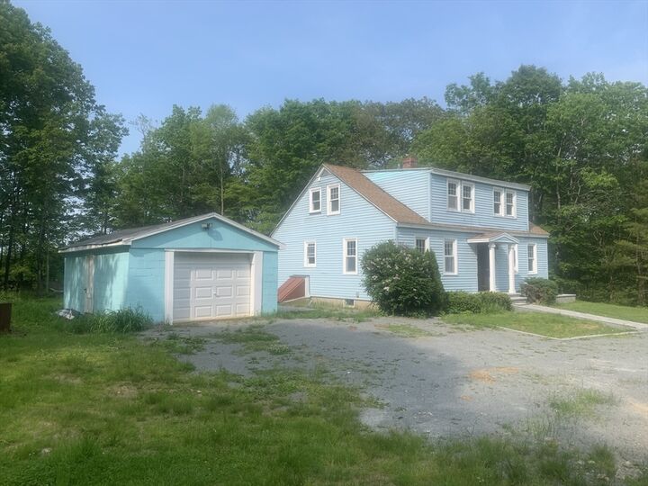 Property Photo:  205 Gardner Road  MA 01452 