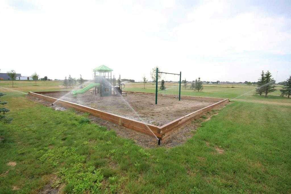 Photo de la propriété: 6 Meadows Way AB T1G 2A2