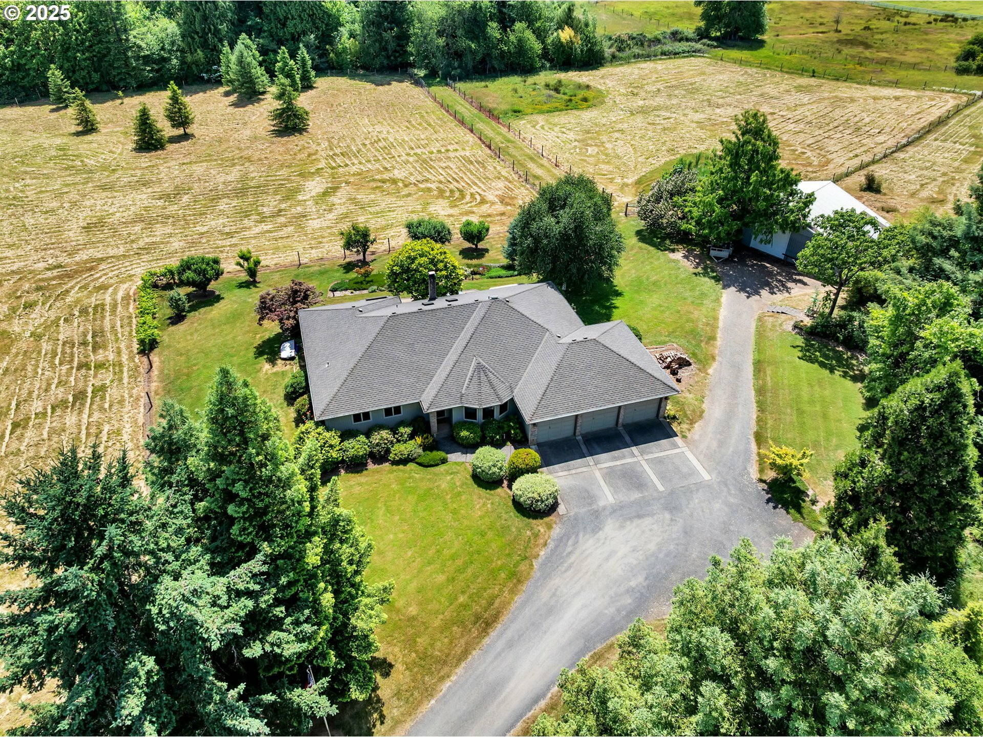 Property Photo: 19610 NE 42nd Ct WA 98642