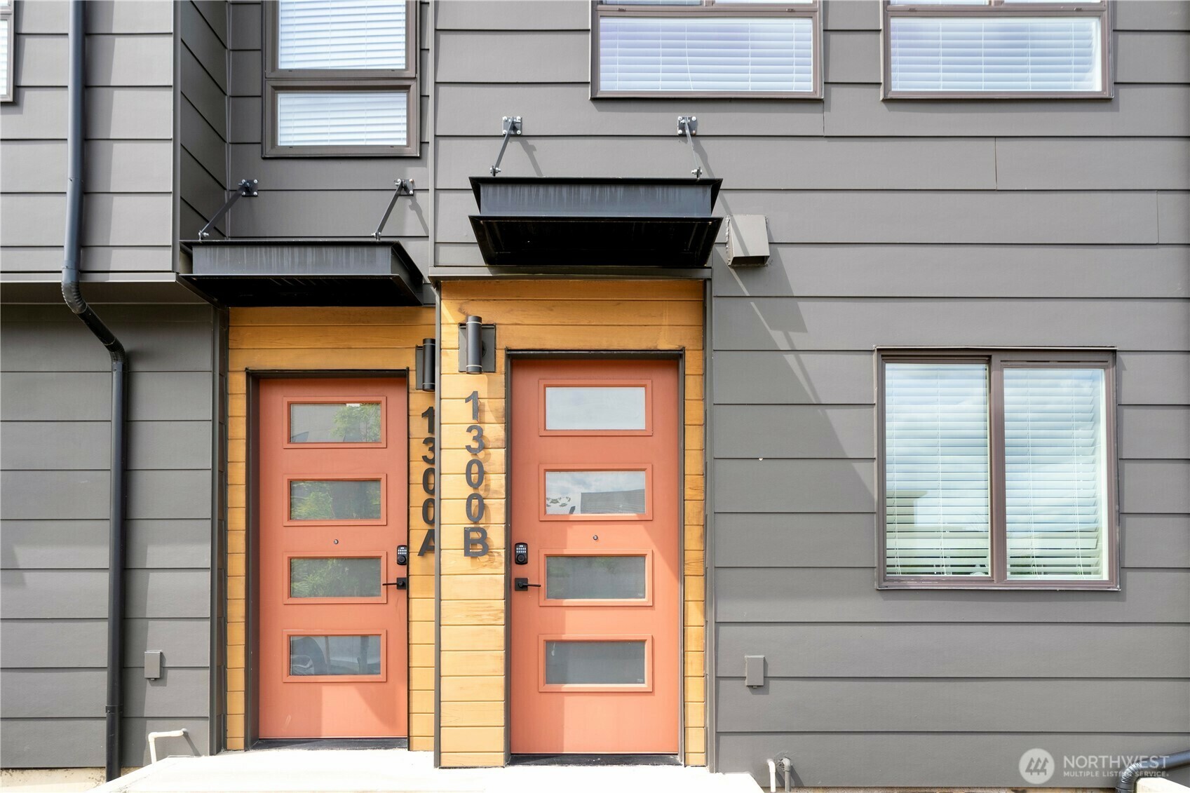 Property Photo: 1300 E Remington Court B WA 98122