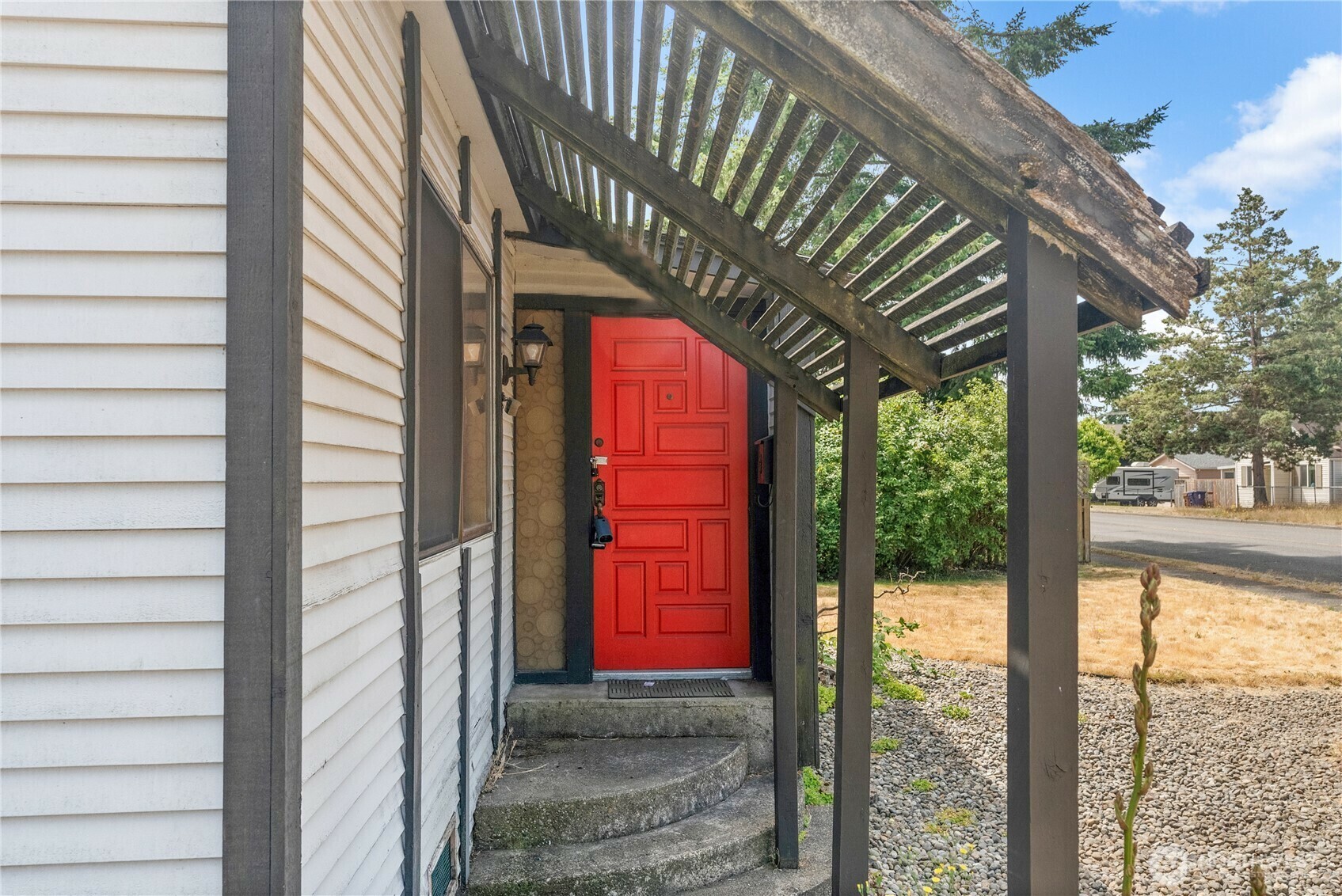 Property Photo: 6621 S Oakes Street WA 98409