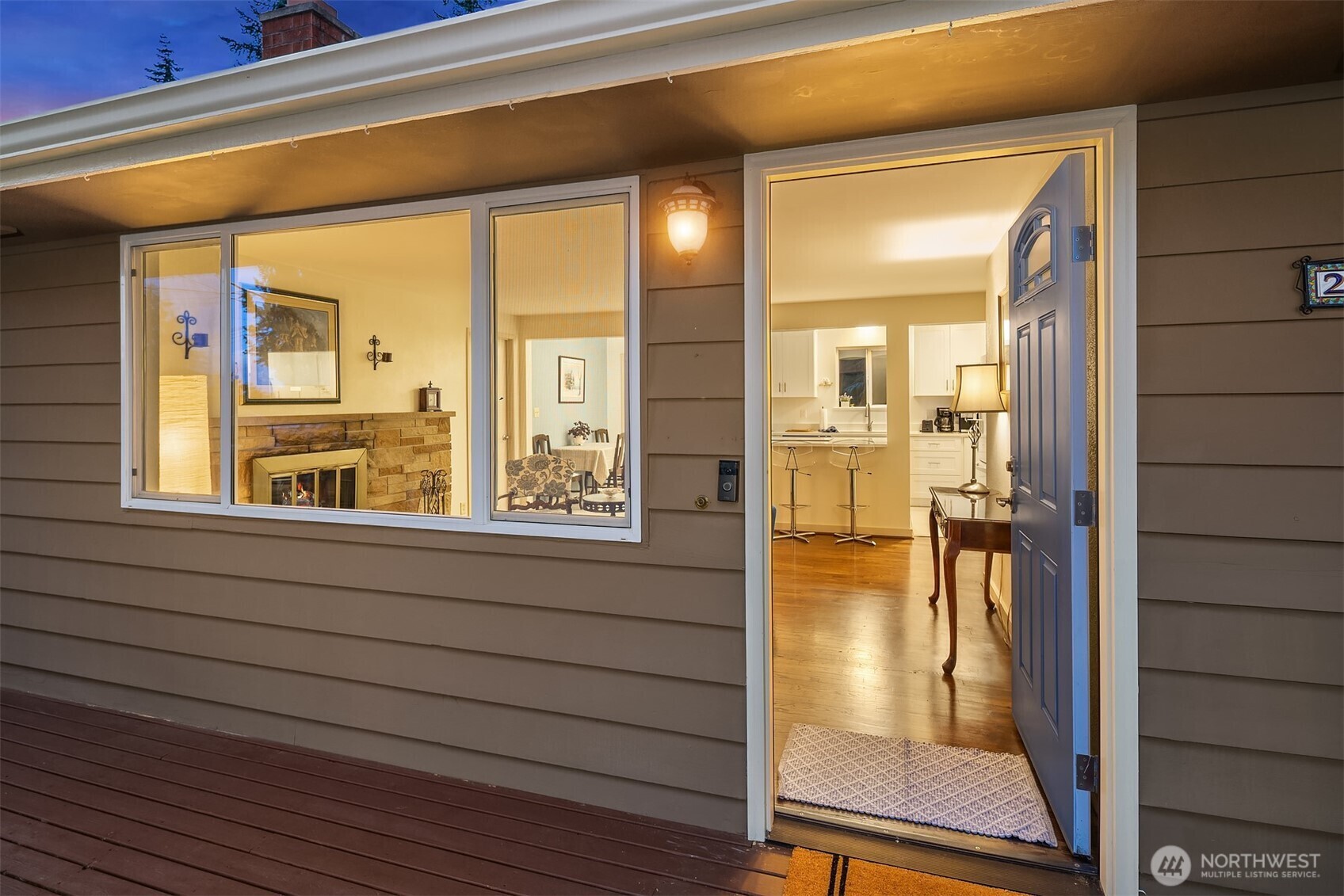 Property Photo: 23318 3rd Place W WA 98021