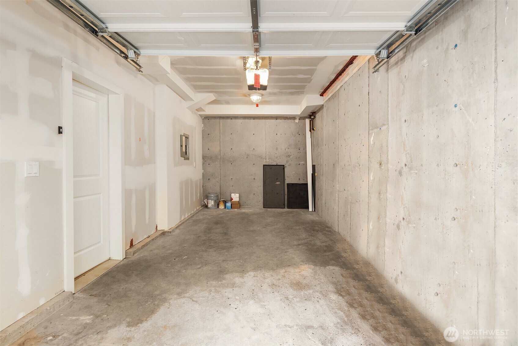 Property Photo: 3648 Dayton Avenue N B WA 98103