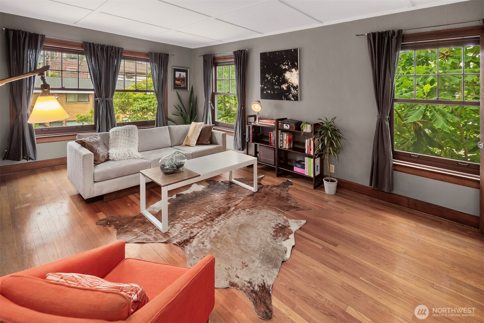 408  Bellevue Ave  E 306  Seattle WA 98102 photo