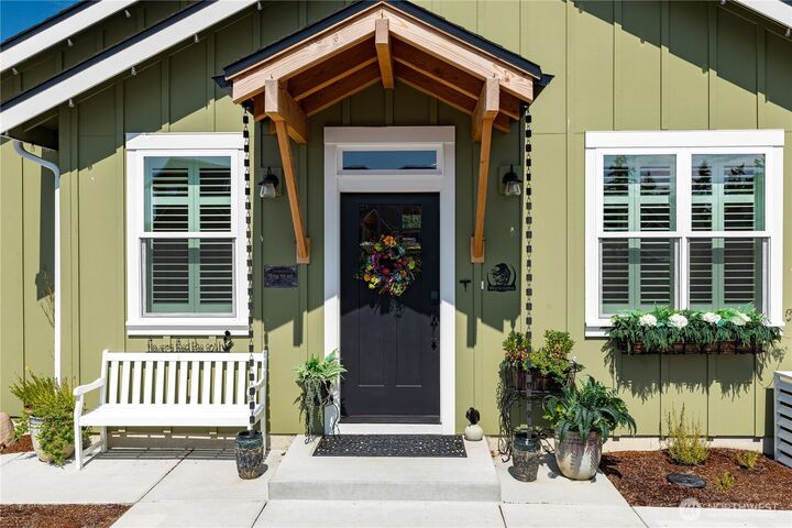 Property Photo:  5032  Eagle Ridge Drive  WA 98249 