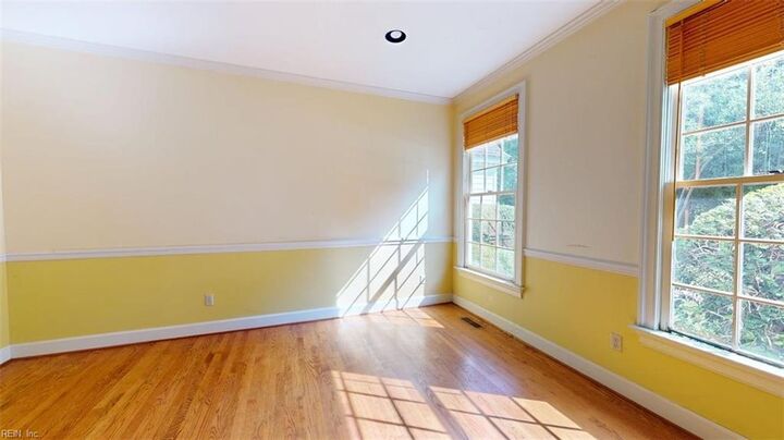 Property Photo: 105 Dogleg Dr VA 23188