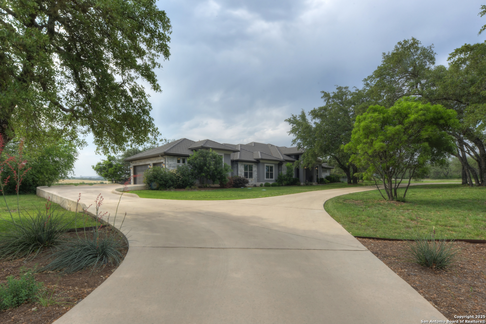 Property Photo: 13503 Sendera TX 78245