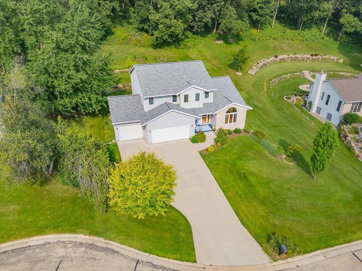 Property Photo:  2057 Glacier Circle  WI 53528 