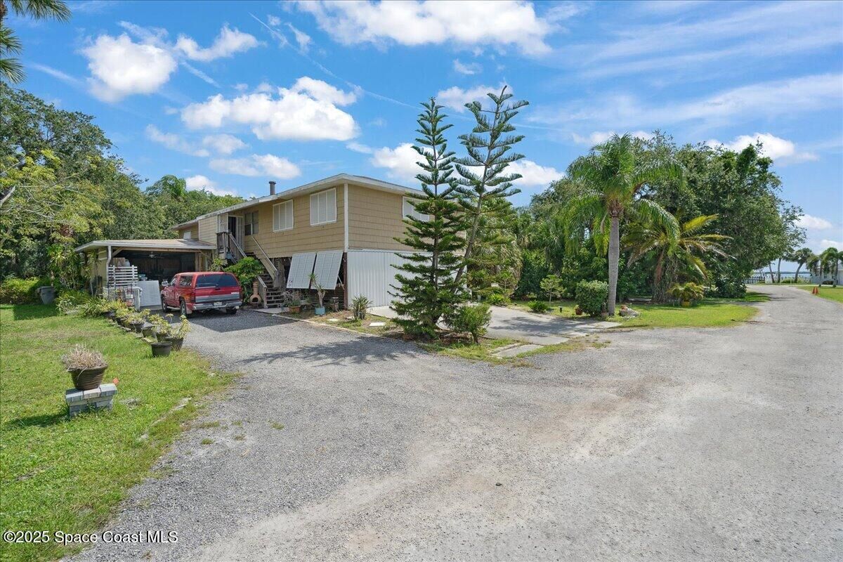 Property Photo:  6570 114th Lane  FL 32958 