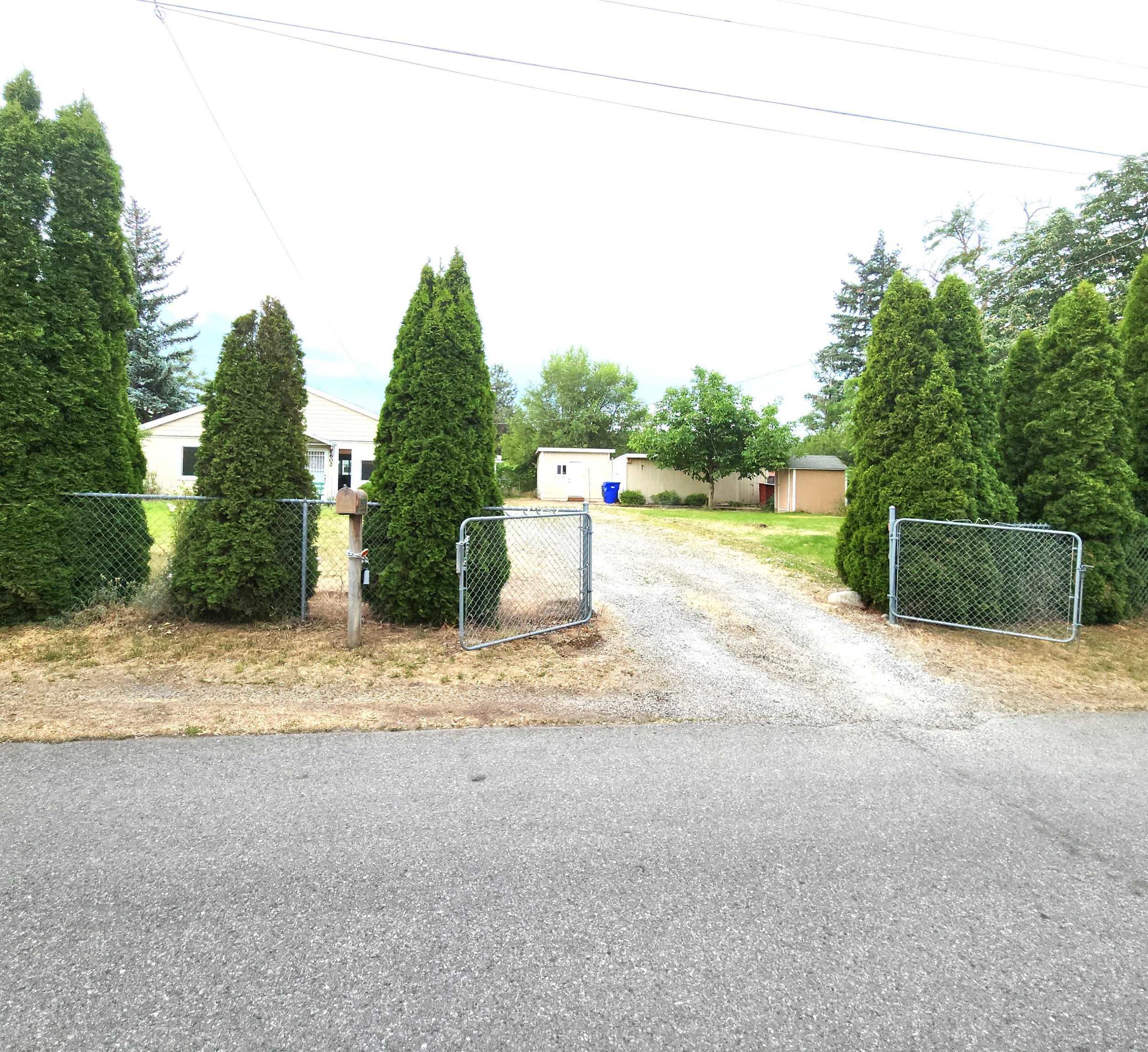 Property Photo: 8602 E E Harrington Ave Ave WA 99212