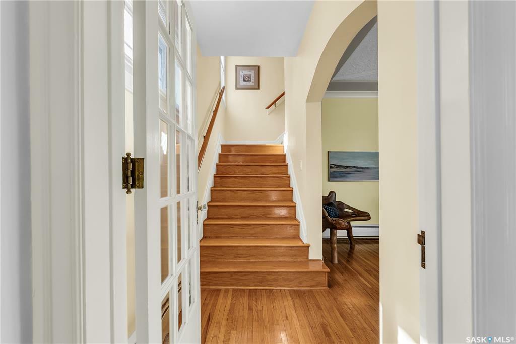 Photo de la propriété: 1306 Elliott Street SK S7N 0V8