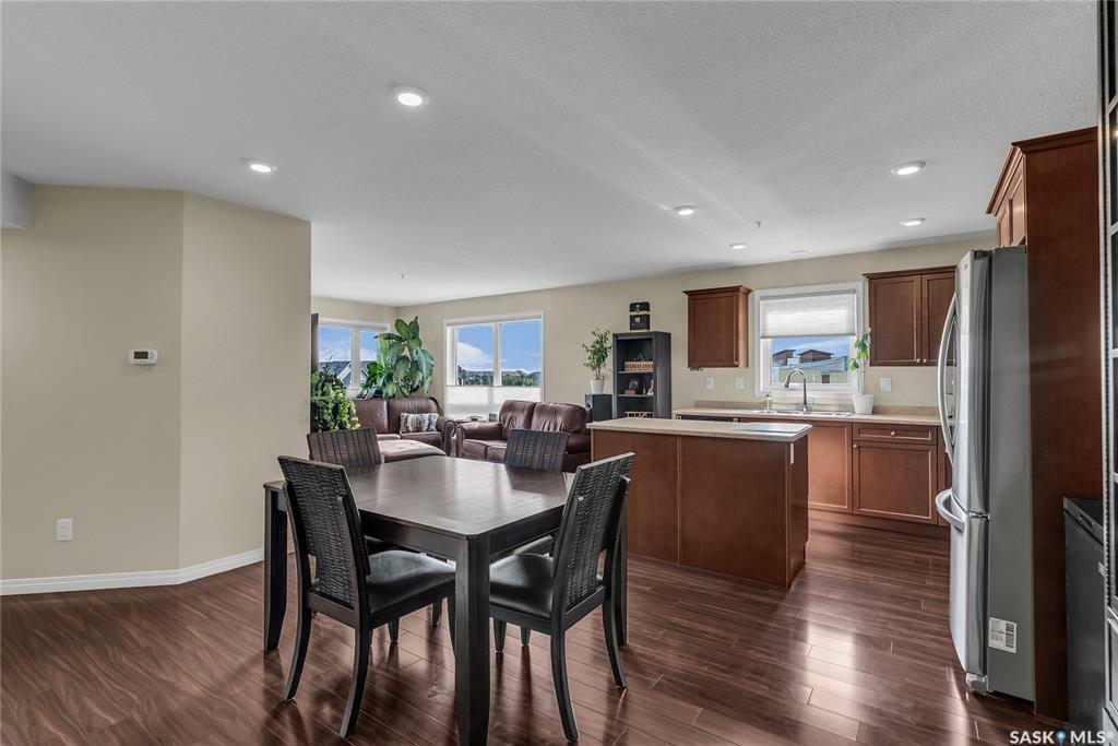 Property Photo: 102 Willis Crescent 1211 SK S7T 0T6