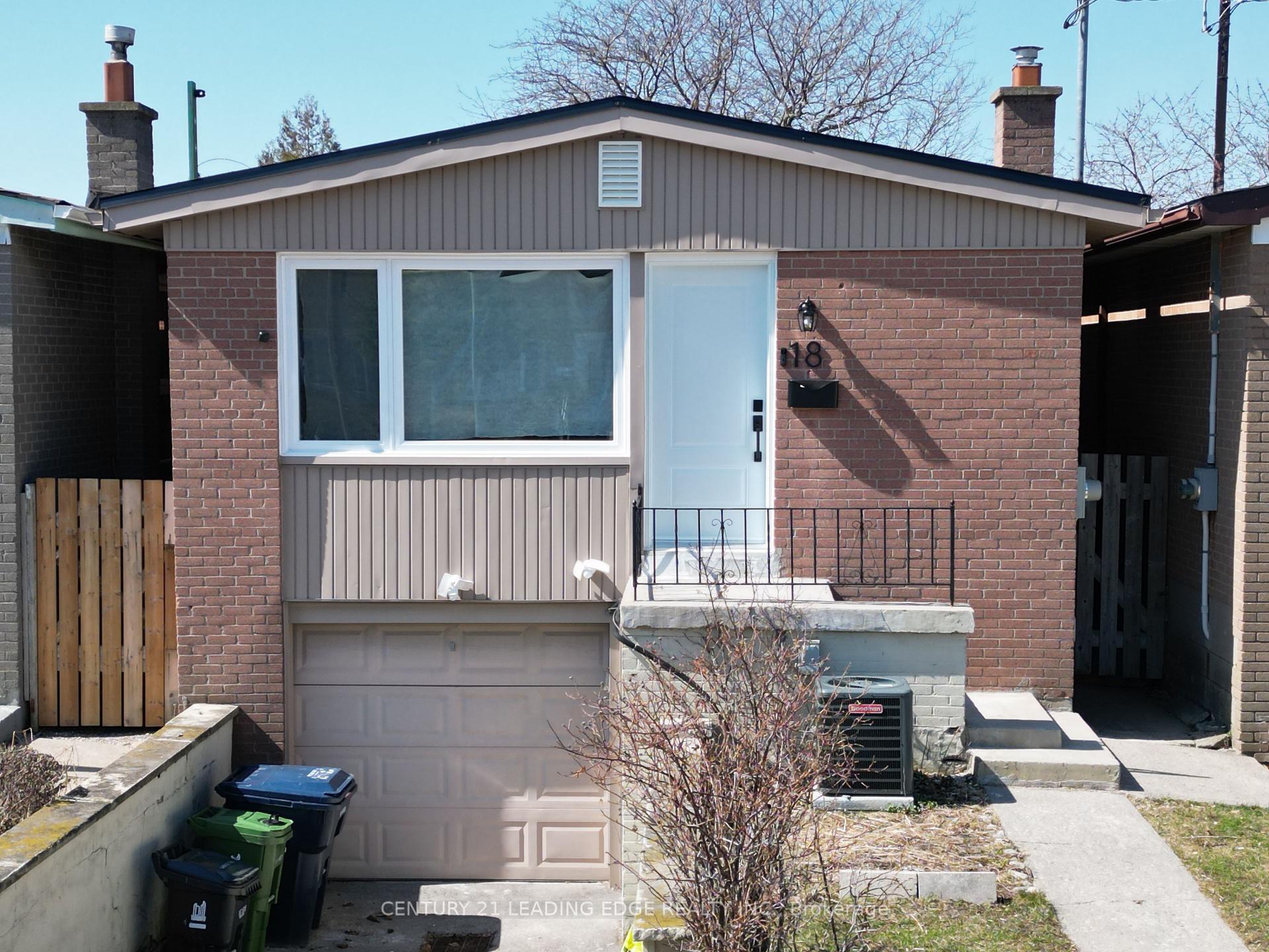 Property Photo:  18 Magnolia Avenue Bsmt  ON M1K 3K1 