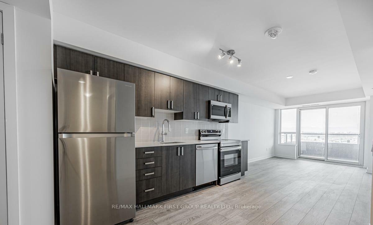 1455 Celebration Drive 1812  Pickering ON L1W 0C3 photo