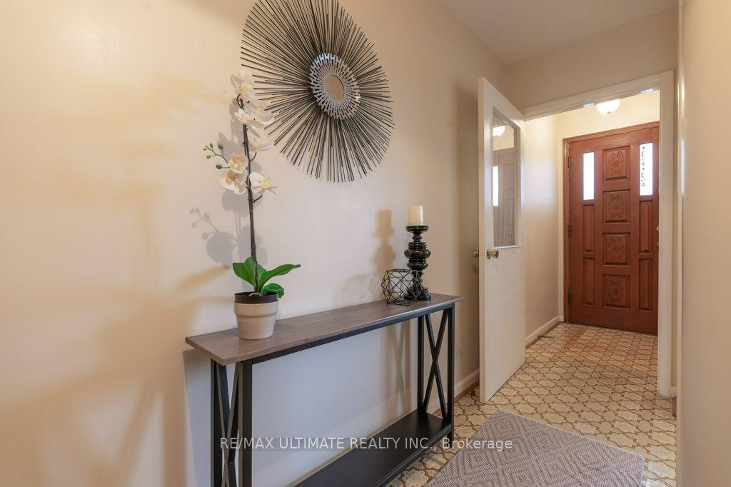 Property Photo:  28 Lacey Avenue  ON M6M 3L7 