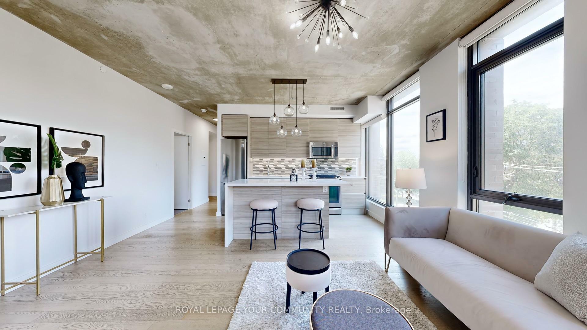 Property Photo: 111 Bathurst Street 314 ON M5V 0M9