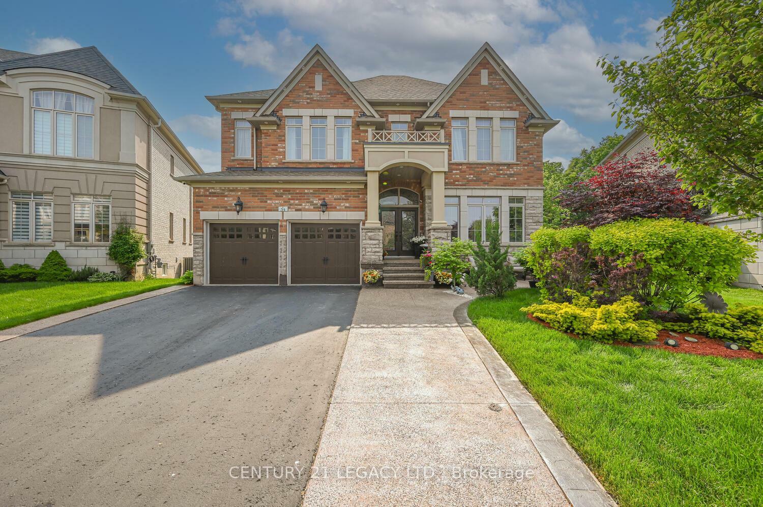 Photo de la propriété: 34 Cannington Crescent ON L6X 2Y5