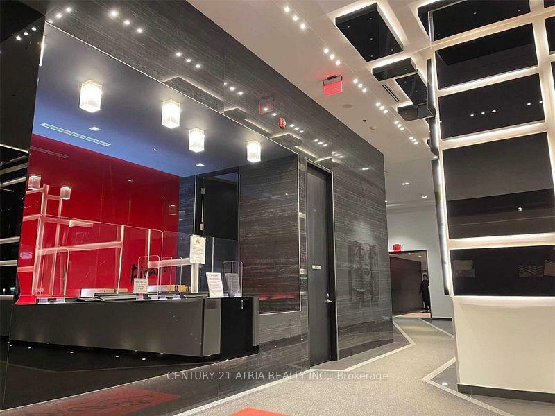Property Photo:  318 Richmond Street W 504  ON M5V 0B4 