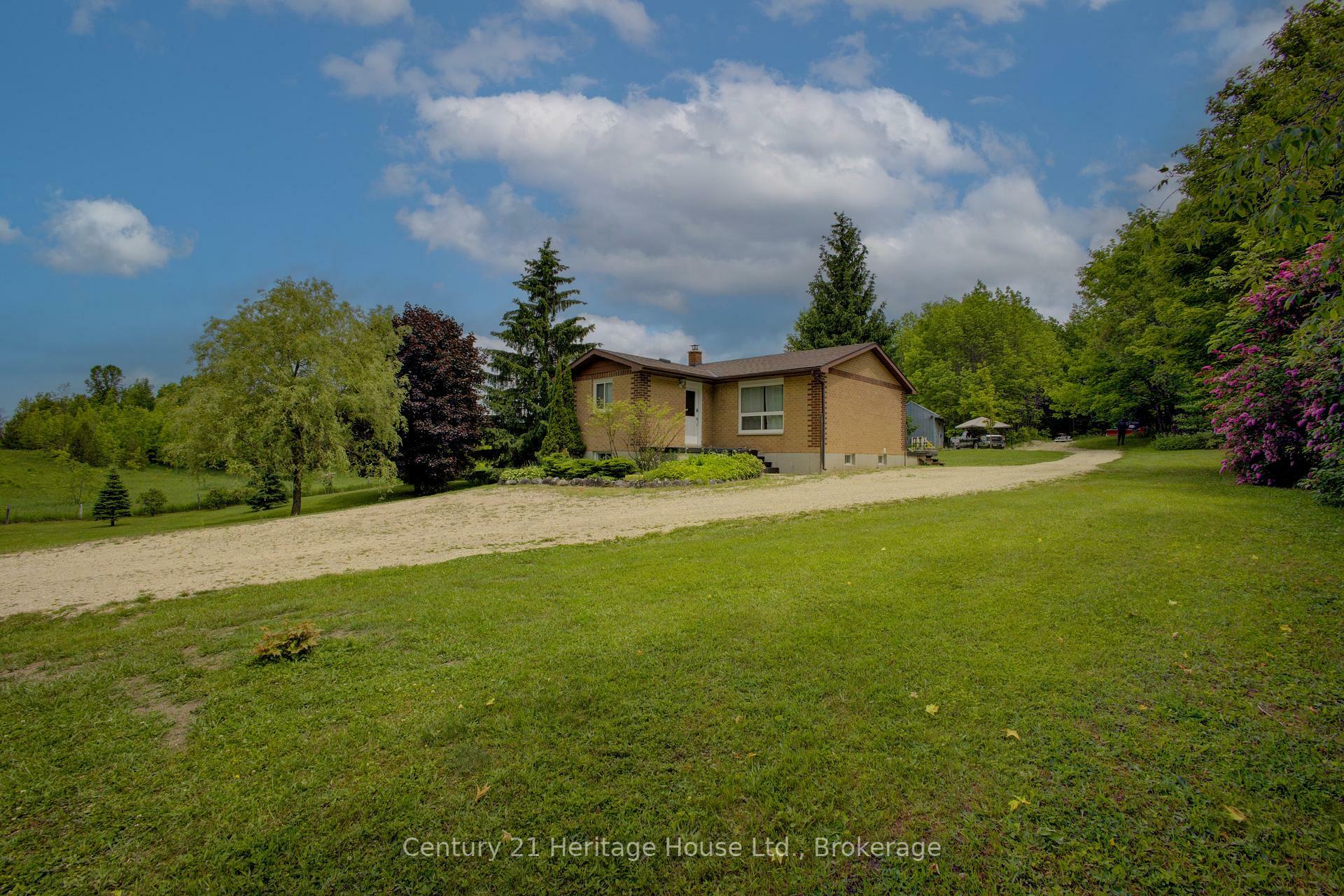 Photo de la propriété: 573433 Boot Jack Ranch Road ON N0C 1K0