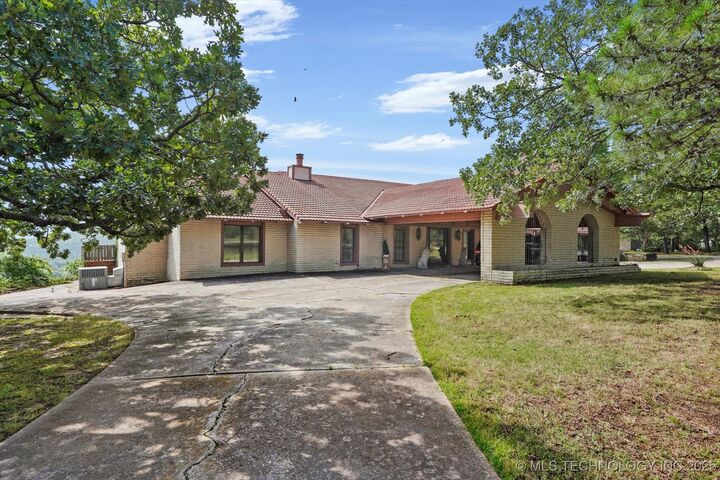 Property Photo:  17331 S 174th Avenue E  OK 74008 
