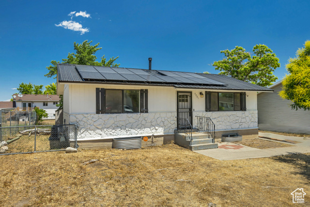 Property Photo: 5281 S Leprechaun Ln UT 84118