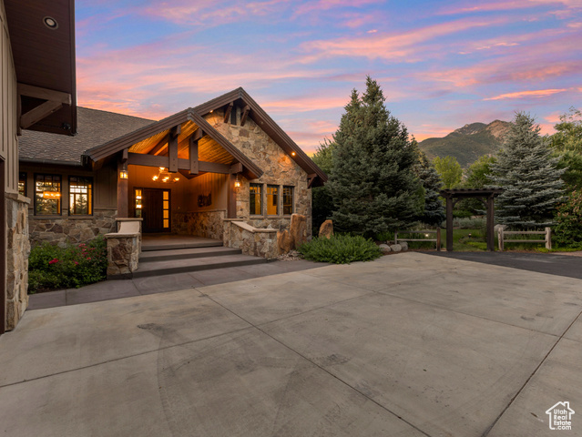 Property Photo: 3327 E Wasatch Pines Ln UT 84092