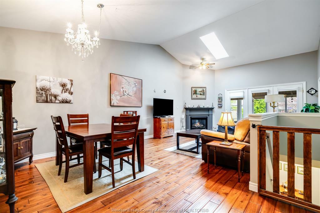 Photo de la propriété:  12 Leonard Drive  ON N9Y 4G4 
