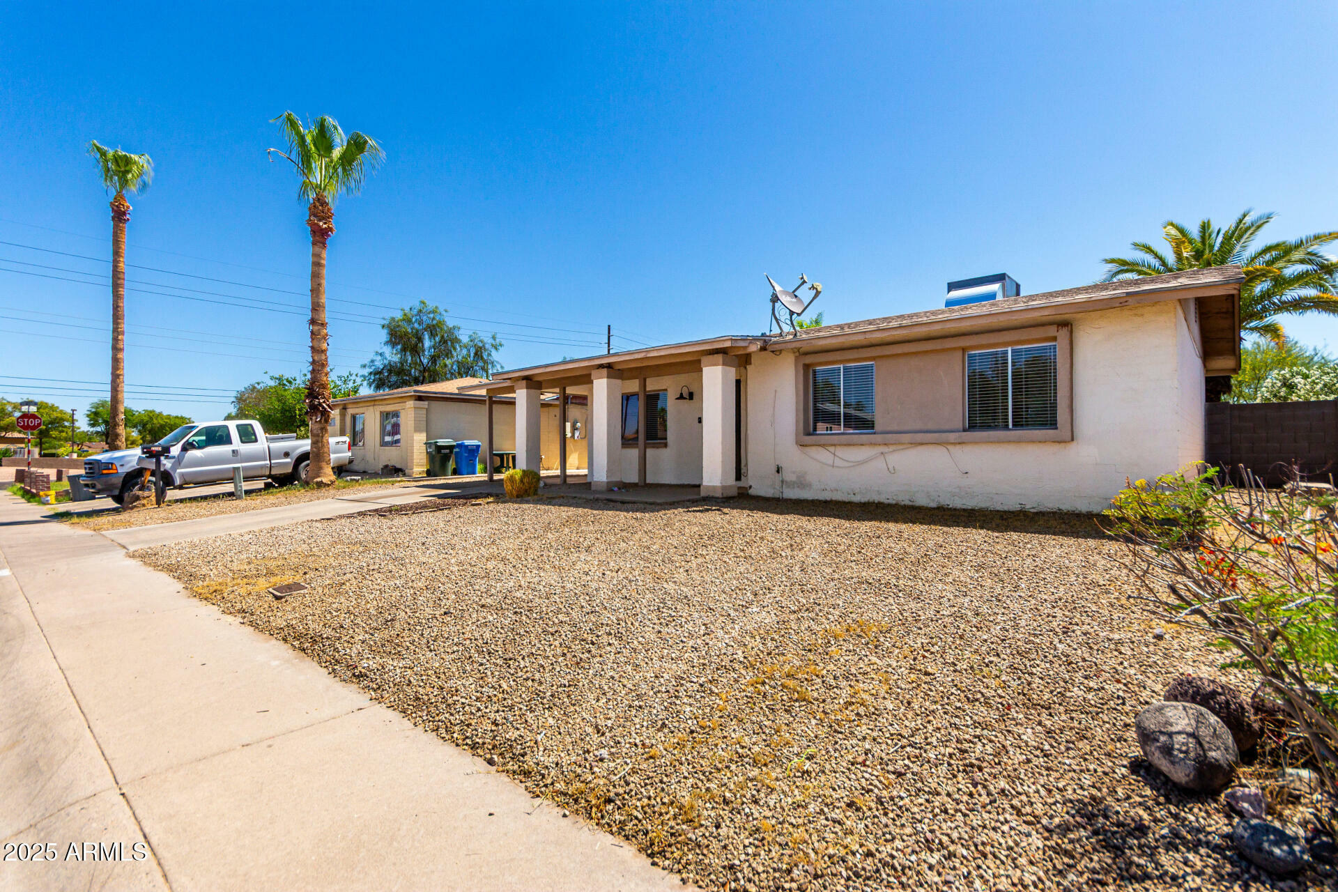 Property Photo: 17629 N 8th Avenue AZ 85023