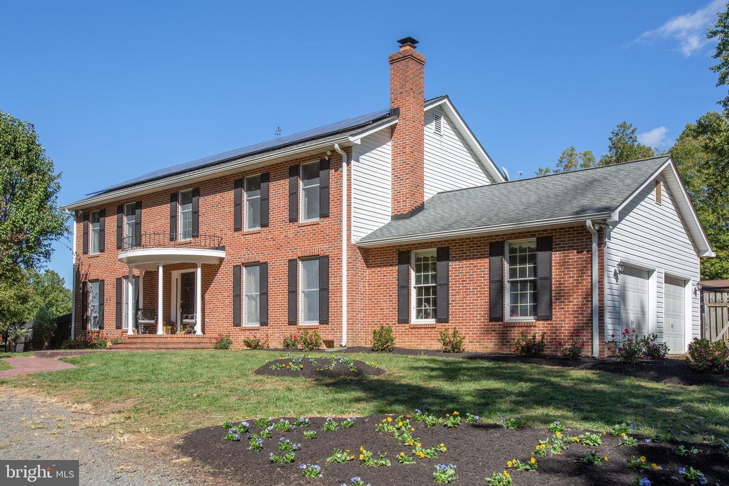 Property Photo: 1000 Queen Anne Drive VA 22406