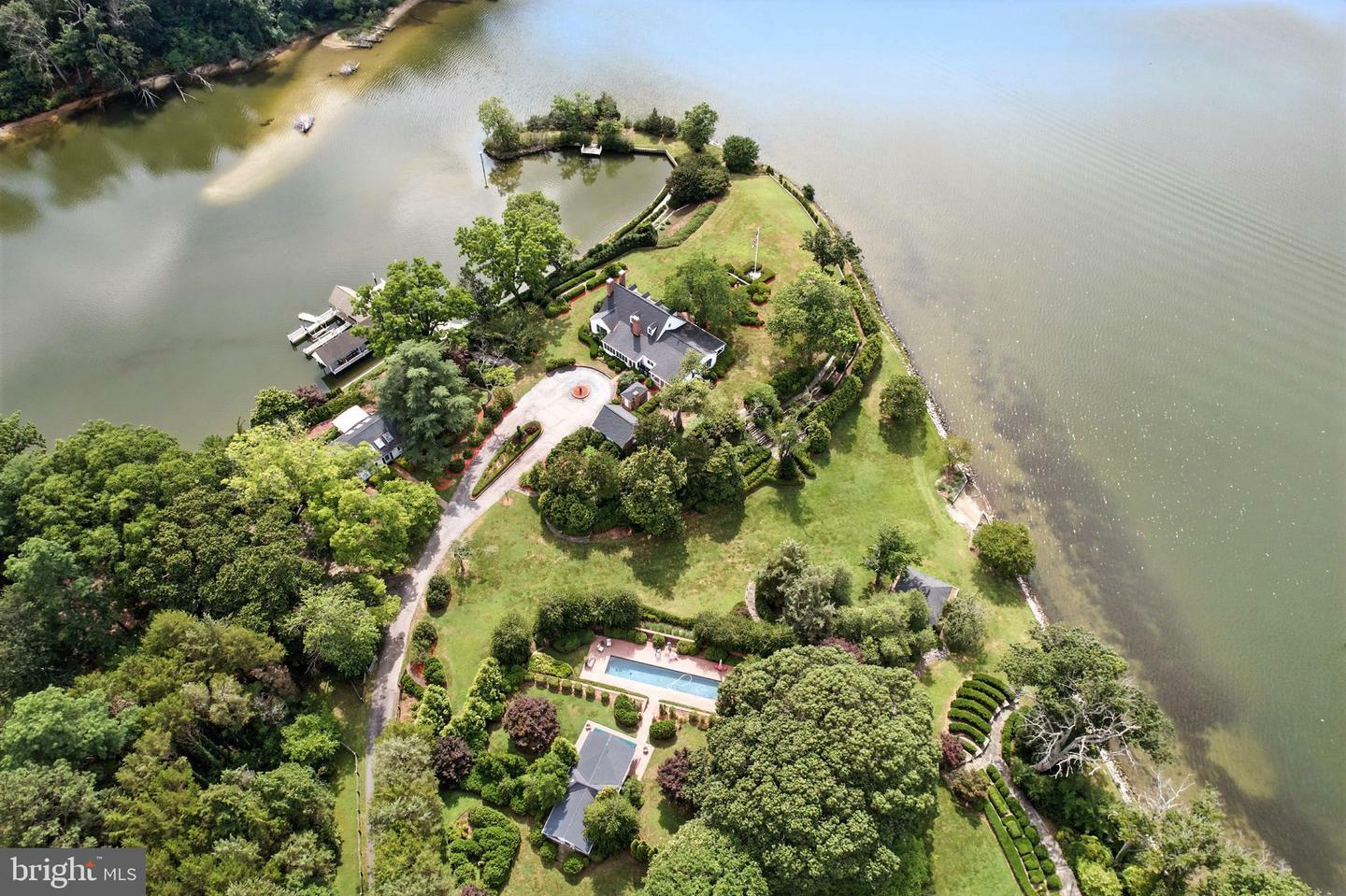 Property Photo:  10750 Sawpit Cove Road  MD 20657 