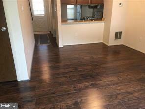 Property Photo:  8430 Lazy Creek Court  VA 22153 