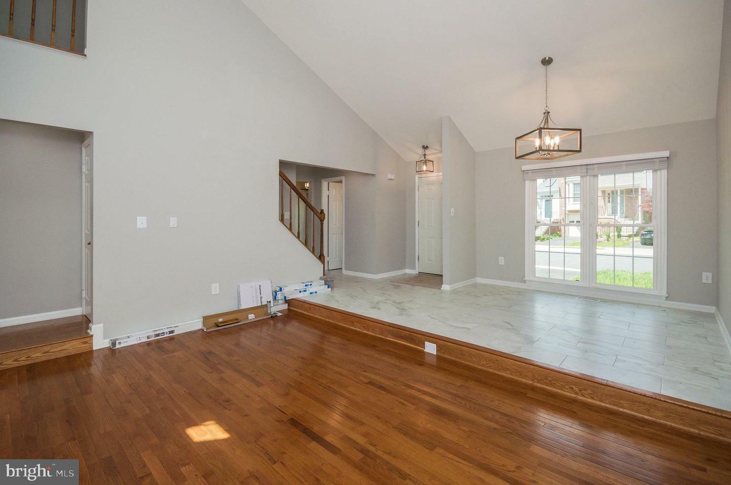 Property Photo: 7431 Ridge Oak Court VA 22153