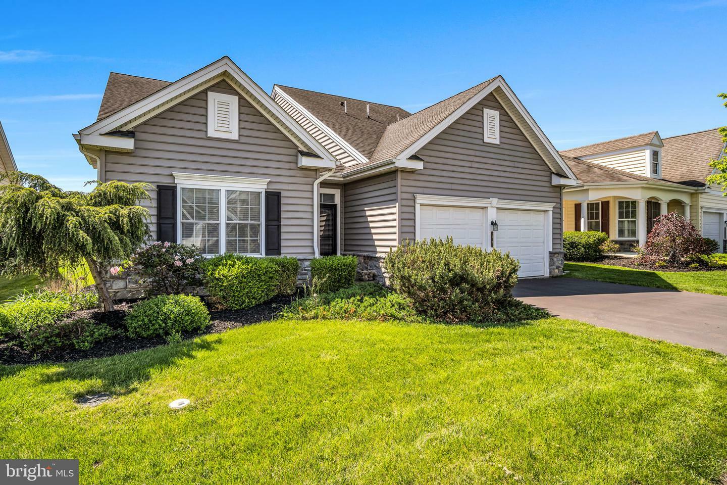 Property Photo: 39 Presidents Drive PA 17050