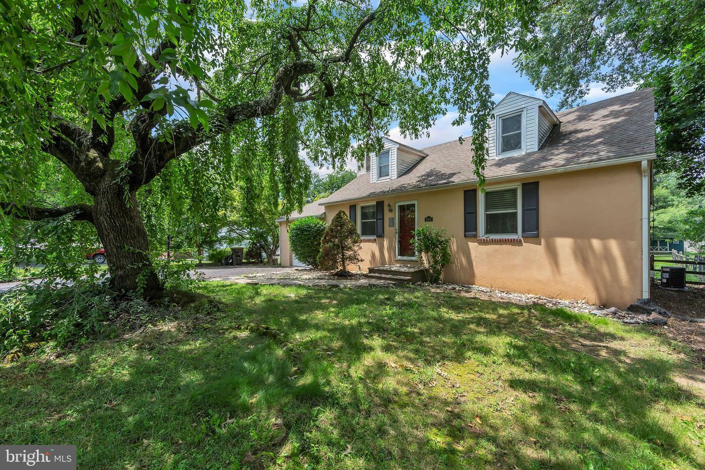 Property Photo:  2905 Sunset Avenue  PA 19403 