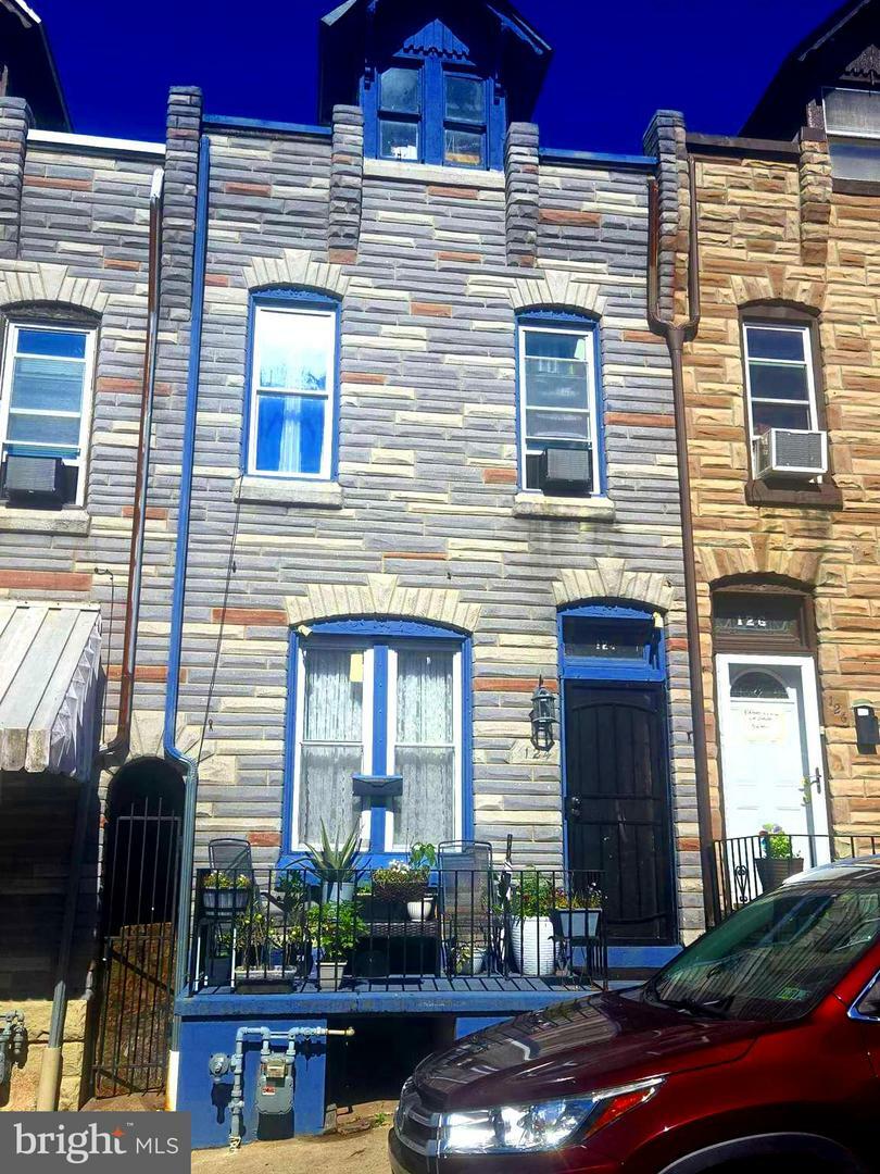 Property Photo: 124 Pear Street PA 19601