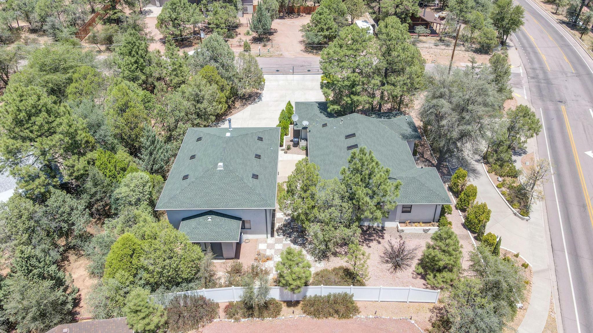 Property Photo: 503 W Locust Road AZ 85541