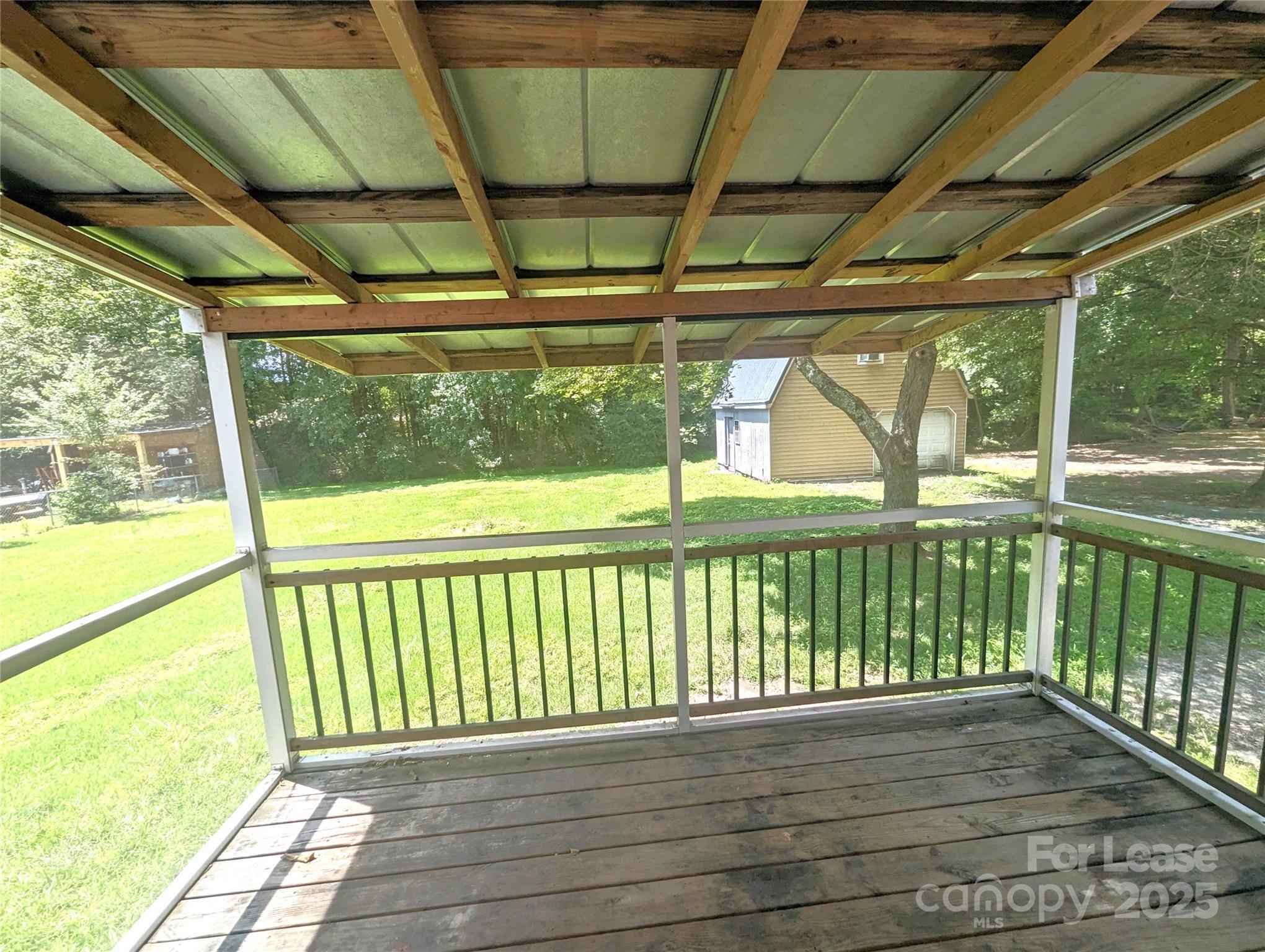 Property Photo: 632 Catawba Circle N NC 28104