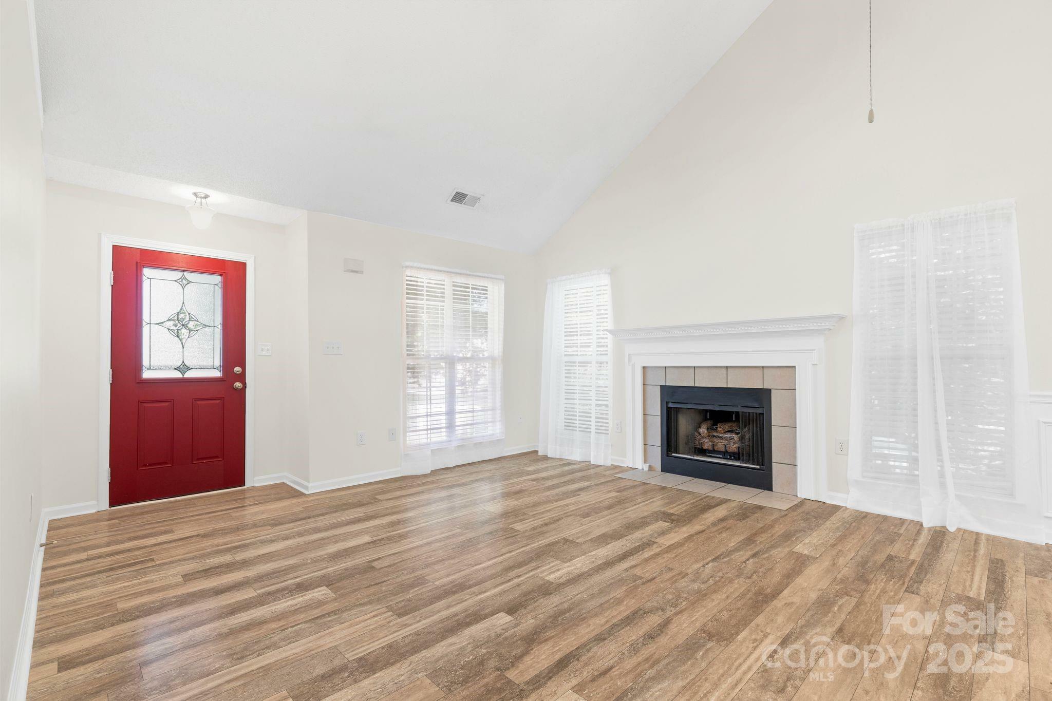 Property Photo: 131 Canopy Court NC 28115