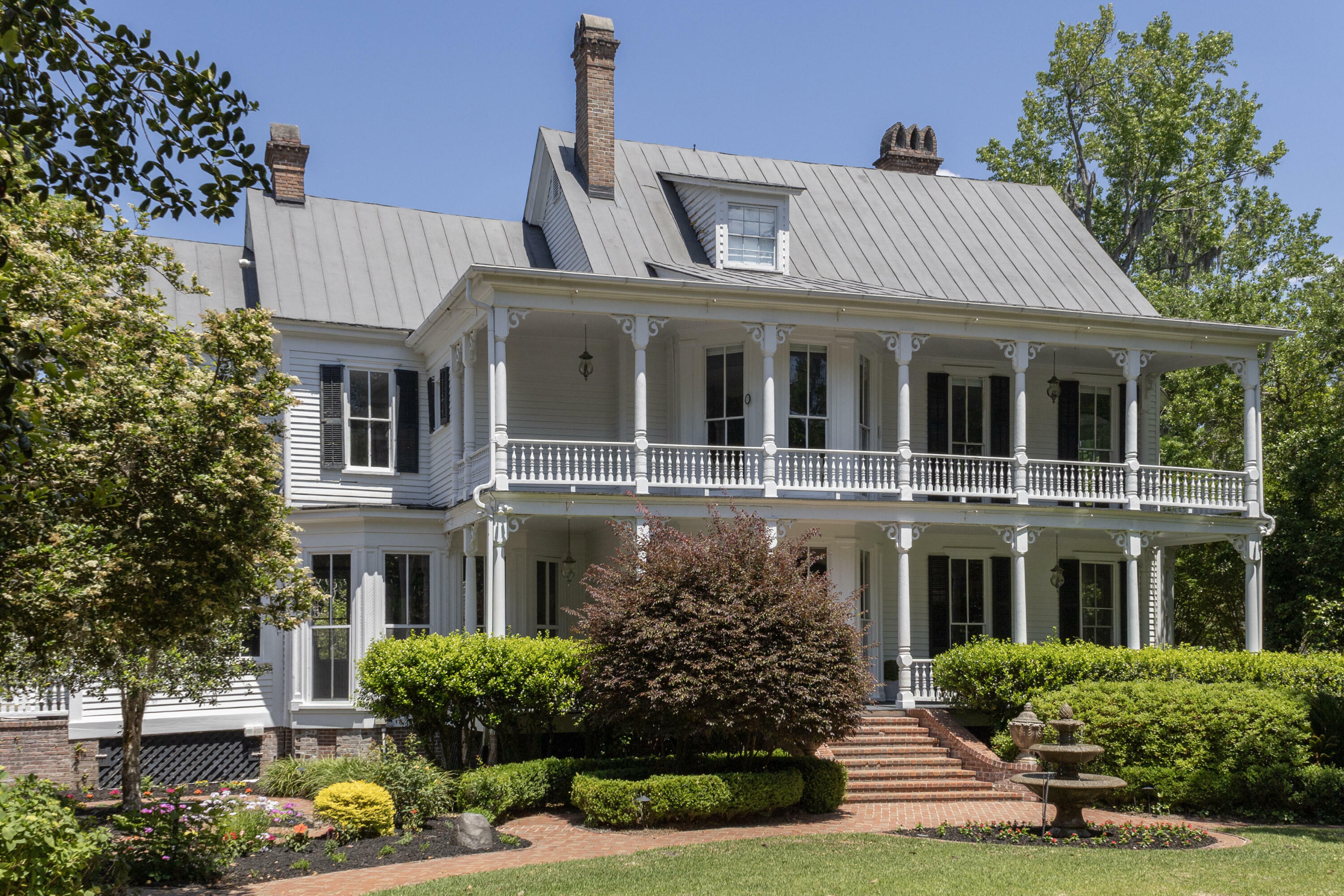 208 Sumter Avenue  Summerville SC 29483 photo